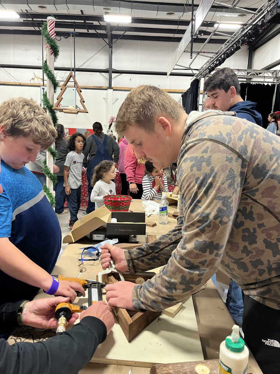 Eli Patton tweet media