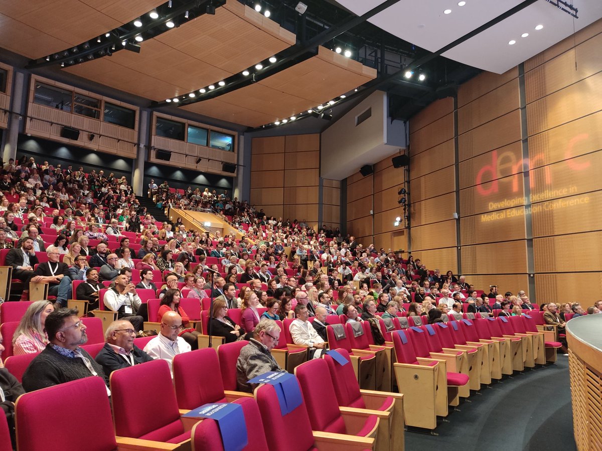 Inspirational talk delivered by Dr Ming @neuraltheory captivating our #DEMEC23 audience. Thank you for inspiring us to #explore and #innovate! #MedEd