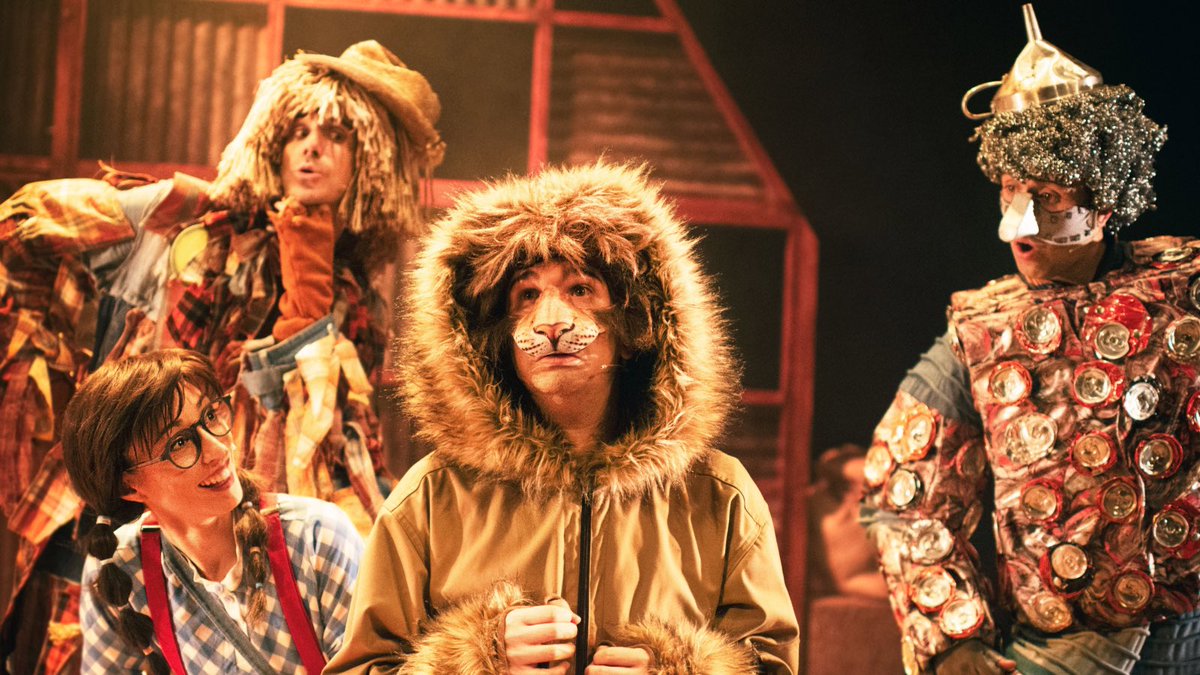 Una  mágica historia en la que los sueños e ilusiones se hacen realidad, 𝐕𝐈𝐀𝐉𝐄 𝐀 𝐎𝐙,𝐄𝐋 𝐌𝐔𝐒𝐈𝐂𝐀𝐋.

🏆 Premio mejor espectáculo musical infantil de los premios de Teatro Musical.

10 de diciembre 

teatrocircoapoloelalgar.es

<a href="/AytoCartagenaES/">Ayuntamiento de Cartagena</a> <a href="/INAEM_Cultura/">INAEM</a>