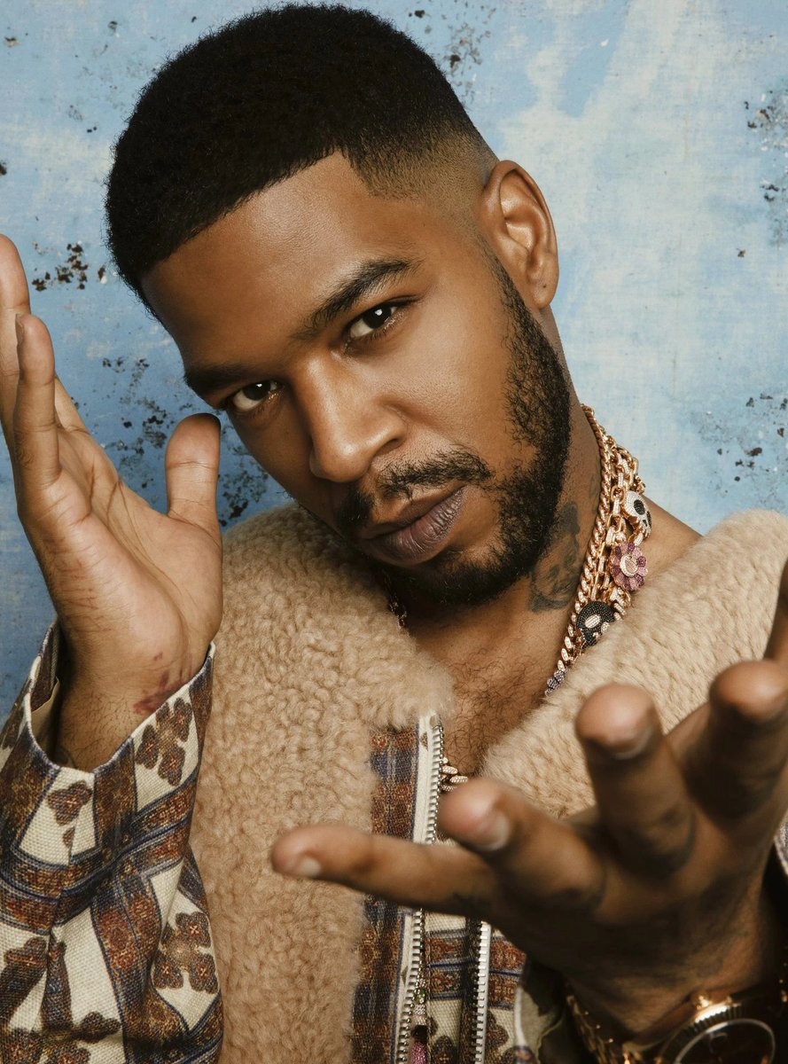 HipHopHubOG's tweet photo. Kid Cudi is a genius @KiDCuDi 

- top 10 debut album of all time (Man On The Moon)
- top 10 song of all time (Day N Nite)
- influenced an entire generation 
- 6 top 10 albums via the billboard 200
- 25.5 million monthly listeners via Spotify 
- timeless discography 
- creative songwriter