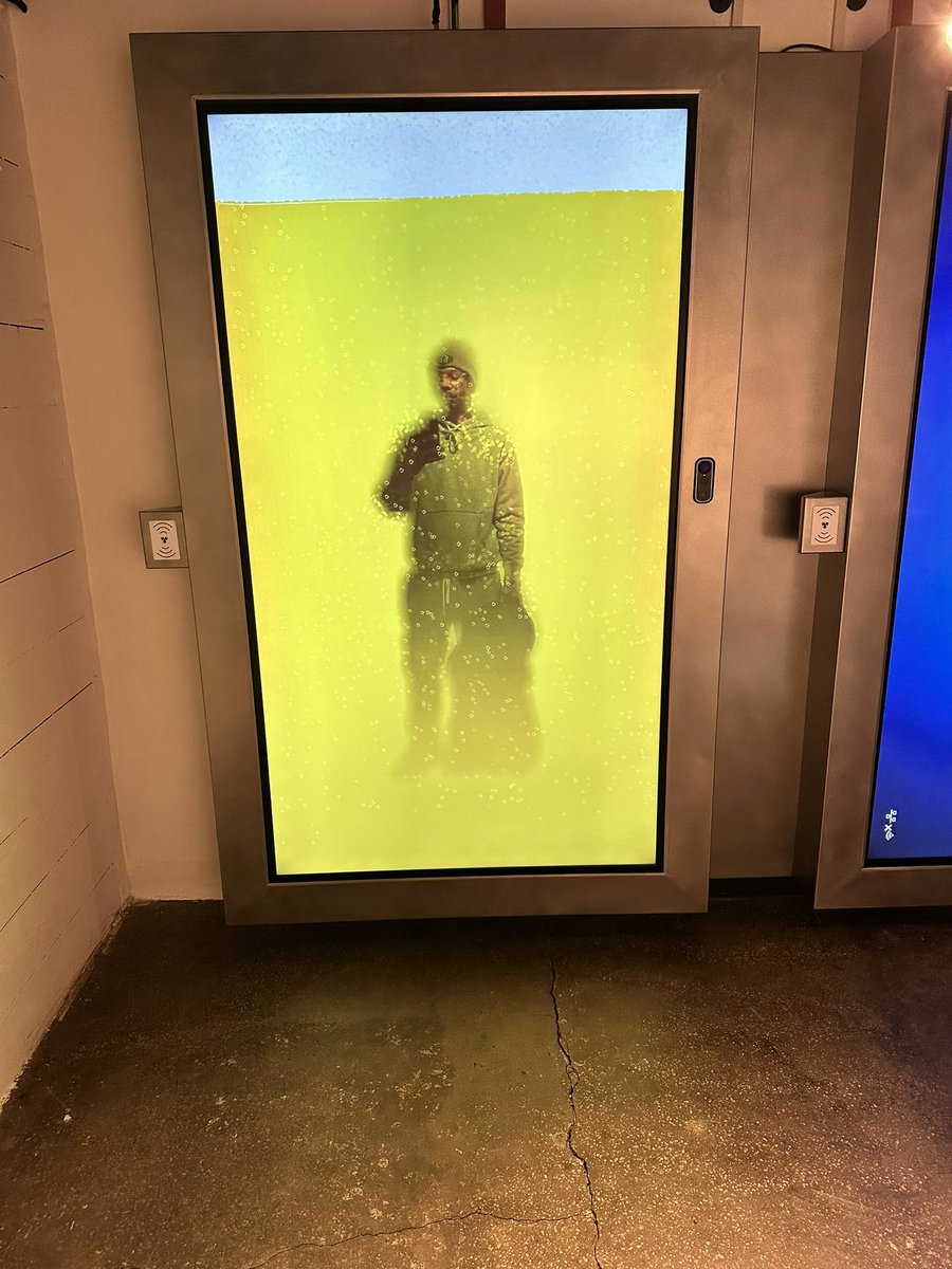 thinkgreenking's tweet photo. Just finished a brewery tour at @carlsberg. MIND BLOWING STUFF!!!!! #VeryDope https://t.co/D7ytVJcK7w