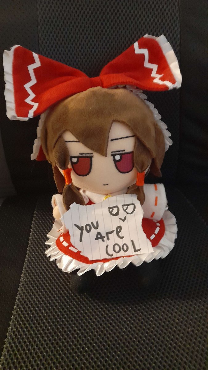 coolfellawebp's tweet image. look at my fumo (best purchase of my life)

#reimu #fumo