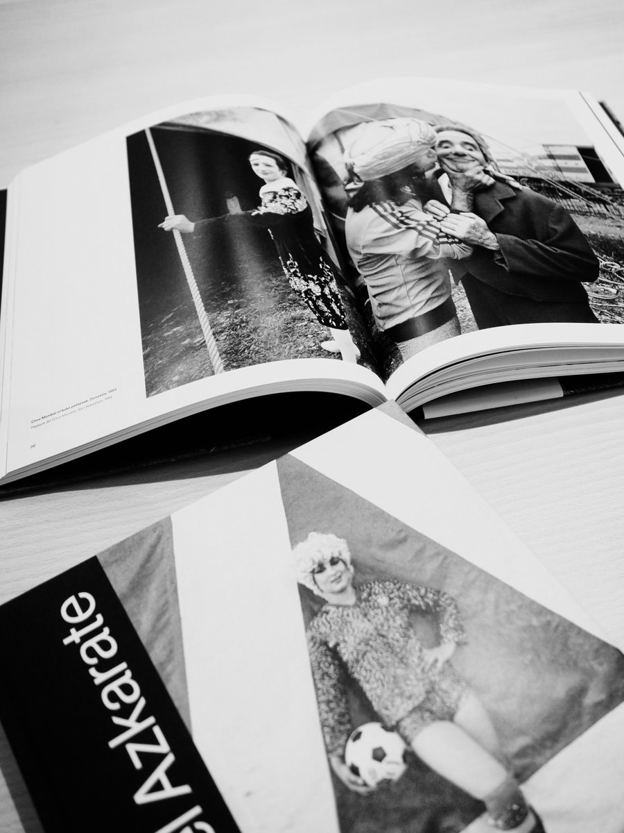 📘Coincidiendo con la retrospetiva de la fotógrafa donostiarra <a href="/AzcarateMorera/">Isabel Azkarate</a> en @arteguneakutxa, <a href="/EditorialBLUME/">BLUME EDITORIAL</a> publica el libro "Isabel Azkarate", que amplía los contenidos de la exposición y profundiza en la trayectoria de la autora.

🔗Hazte con uno:
tinyurl.com/sa5thnj2