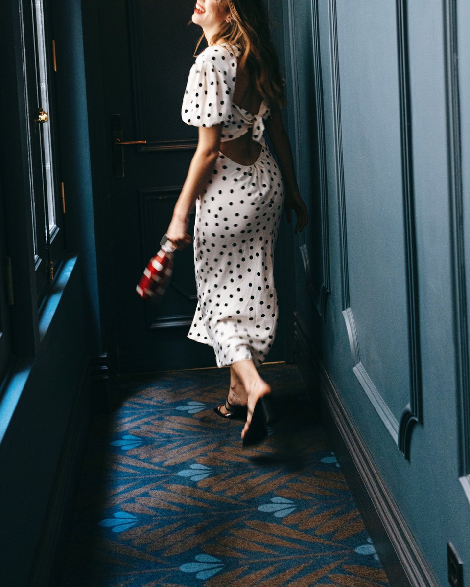 lolea_global's tweet image. I'm comin' up so you better you better get this party started. 🎵🎶😏🥂