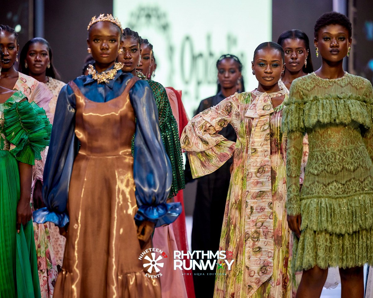 🌊📷#AquaEdition. Every piece told a story of glamour and grace. #RODR23

📷 #FashionNarrative #RunwayPoetry