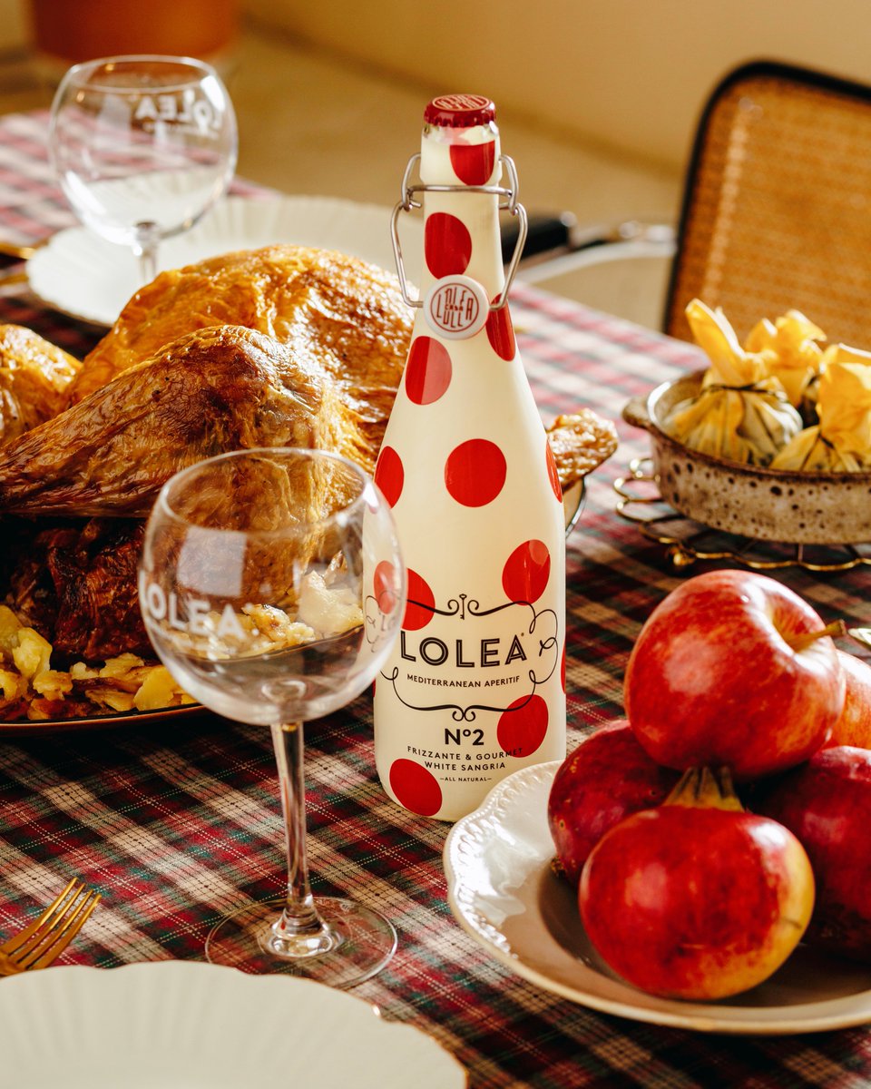 lolea_global's tweet photo. Lolea = Perfect celebration! We wish you all a very merry Christmas! 🍷🎄💫 https://t.co/BEVqBpXFdb