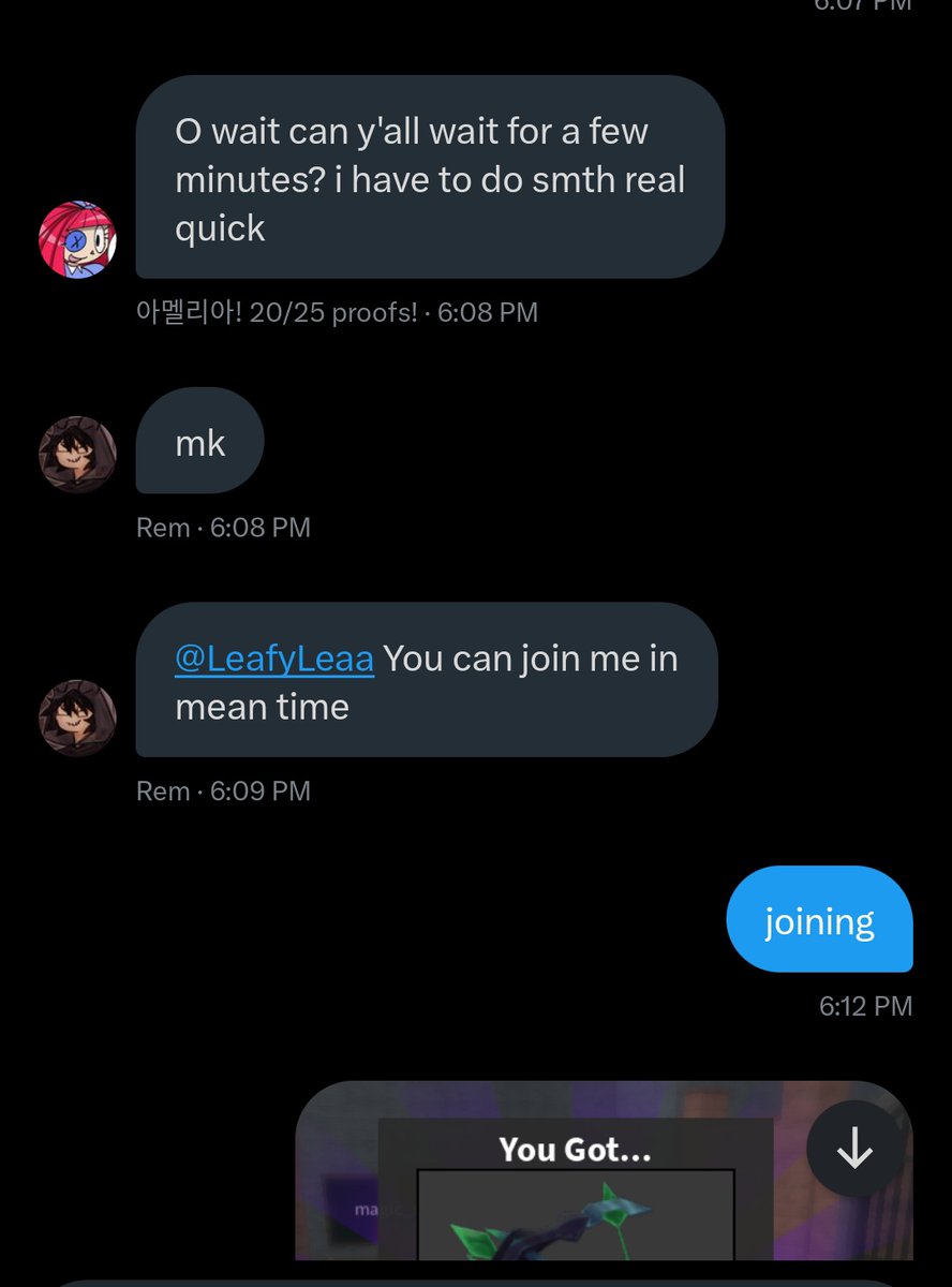 Leafy_Leaa's tweet photo. Roblox user : xxJustACosplayerxx
Old user : Yaprak_Turkiye , Emmaaloves_UU
Twitter user : @xcookierunsimpx 
Old twt user :  @acookierunsimpa

 act suspicious and then I found out that they were a scammer x

#scam #scammer #robloxscammer #royalehighscammer 
#adoptmescammer #roblox https://t.co/furE0BkiyO