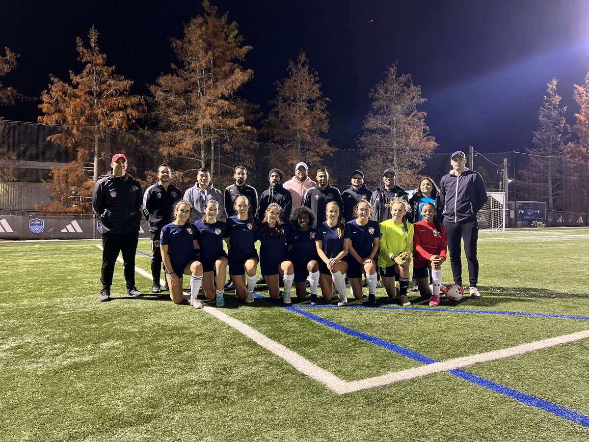 mgarciacarva3's tweet photo. 11V11 Curso Base de Entrenadores - Presencial (11V11 Grassroots Coaching License - In person)
It was a great experience facilitating/teach this course in my first language, great conversations
#USSFCoachEd https://t.co/BBFf0tJt6O