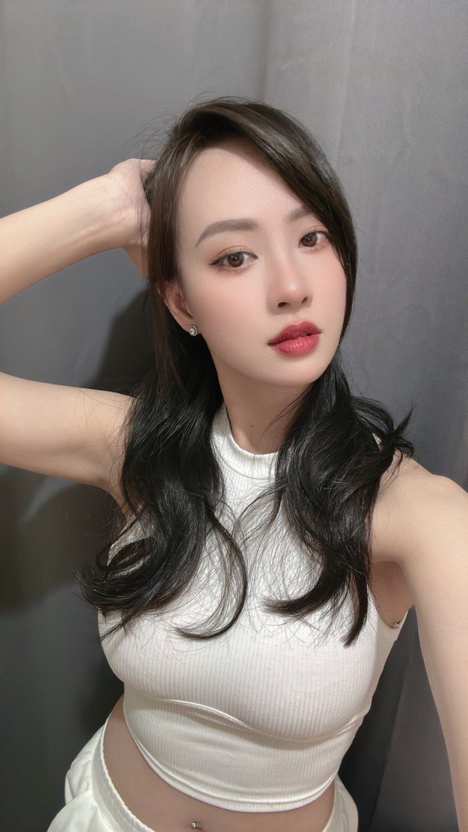 Konstanze522's tweet photo. 号码：80
位置：芜湖鸠江区星悦广场幸福里
170/D可甜可咸前凸后翘 逼紧水多 模特身材900/2p

置顶要妹子！
#芜湖约炮 #芜湖兼职 #芜湖少妇 #芜湖楼凤 #芜湖上门 #芜湖快餐 #芜湖学生 #芜湖品茶 https://t.co/dUhlhost9v