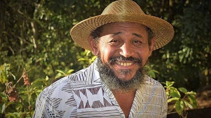 psiafro's tweet photo. Nêgo Bispo conseguia traduzir os sentimentos da luta do povo negro e quilomba, ele foi e sempre será uma referência de pensamento crítico acolhimento e respeito às novas tradições. Que faça boa passagem! 
📸: Guilherme Fagundes / divulgação. https://t.co/Irs8oruPB4