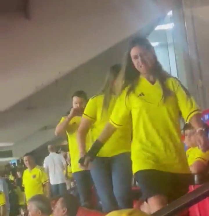 La cuenta de X del "presidente" de Colombia parece que la manejara esta adolescente.