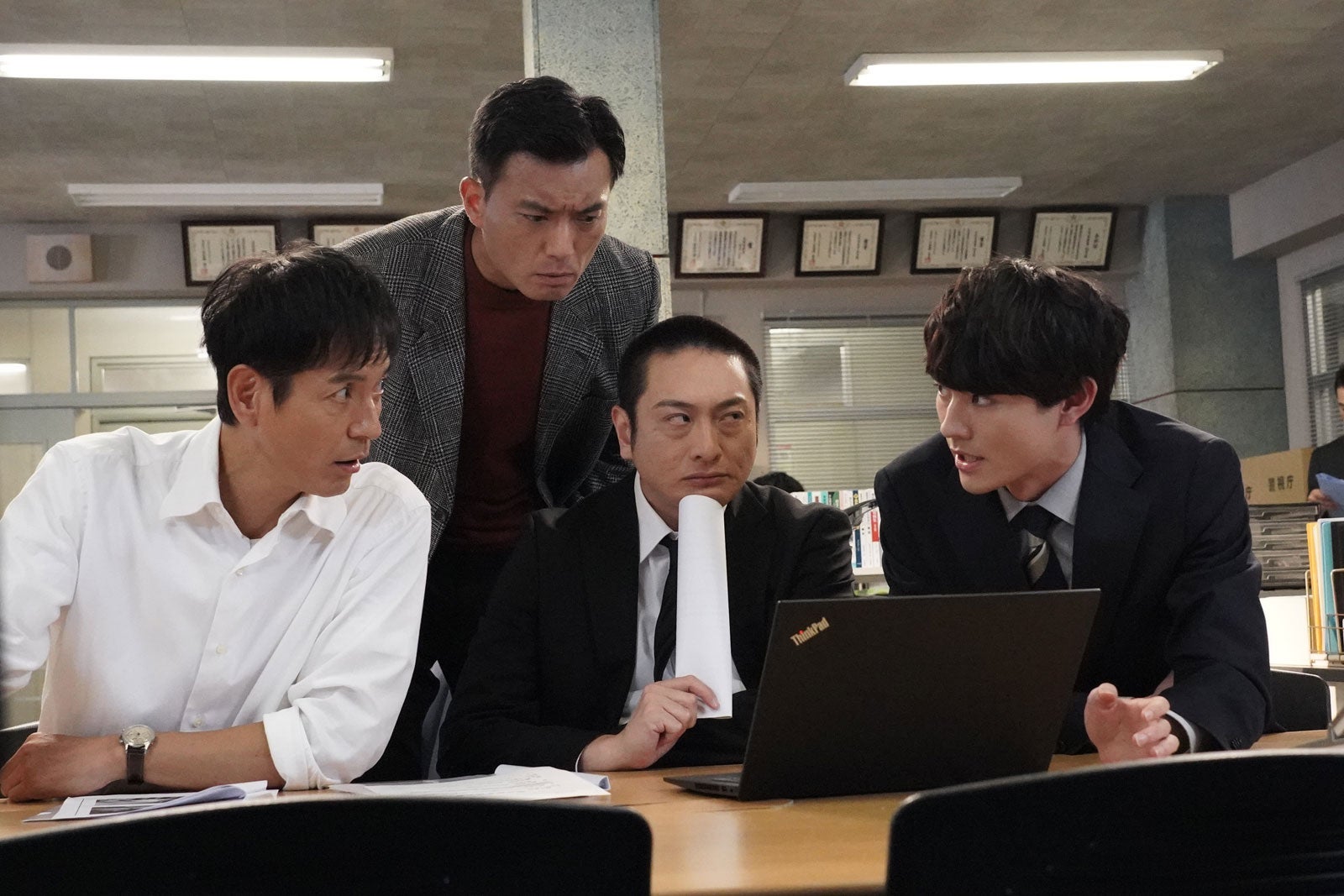 【送料無料】沢村一樹さん掲載ページ（約A3サイズ） いつでも電話してください。」 ZIP!deポン!ターザンで見事1位で
