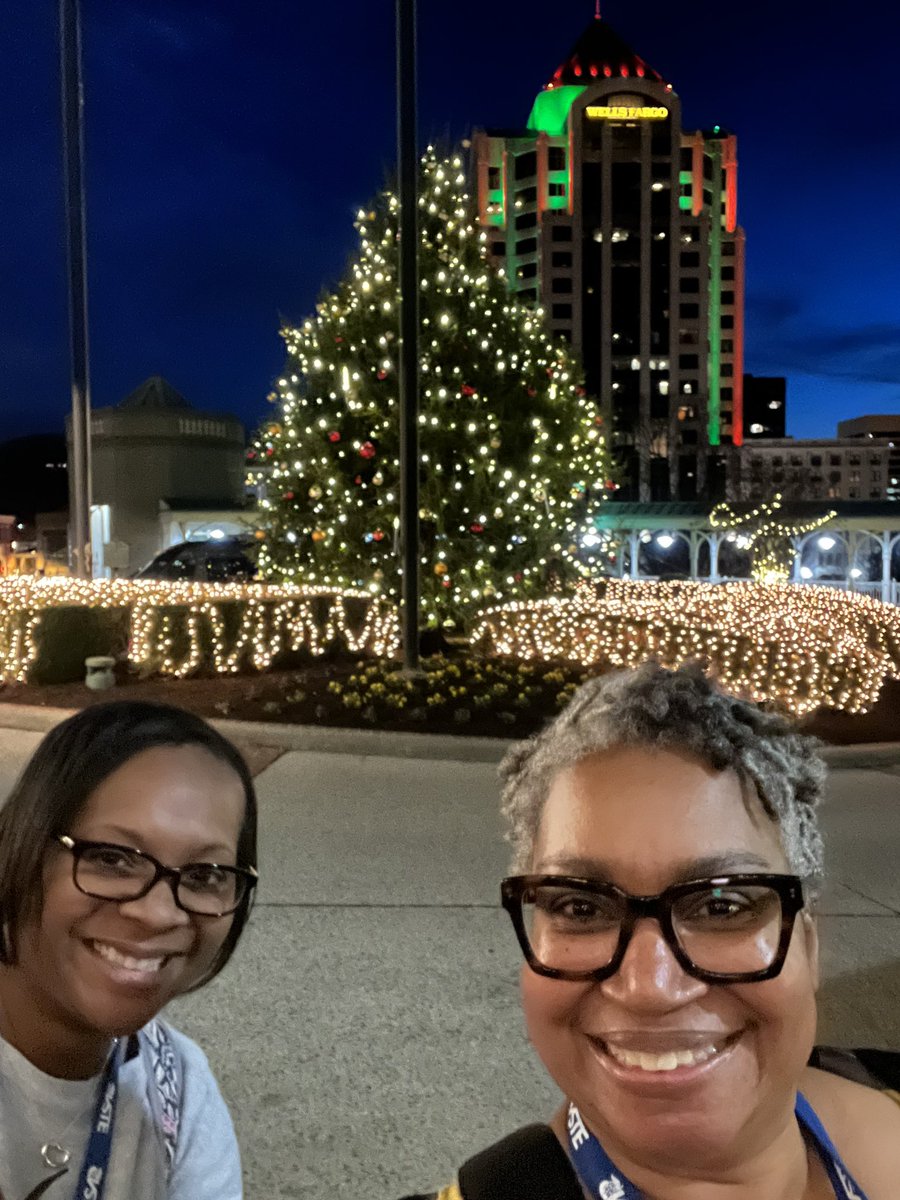 kennydeMonster's tweet photo. Guess where we are. 🤗 Our FIRST  @vste conference at the beautiful Hotel Roanoke! #VSTE23 #learningforall #pwcsITC @RipponMiddle https://t.co/0Yld3Dtde4