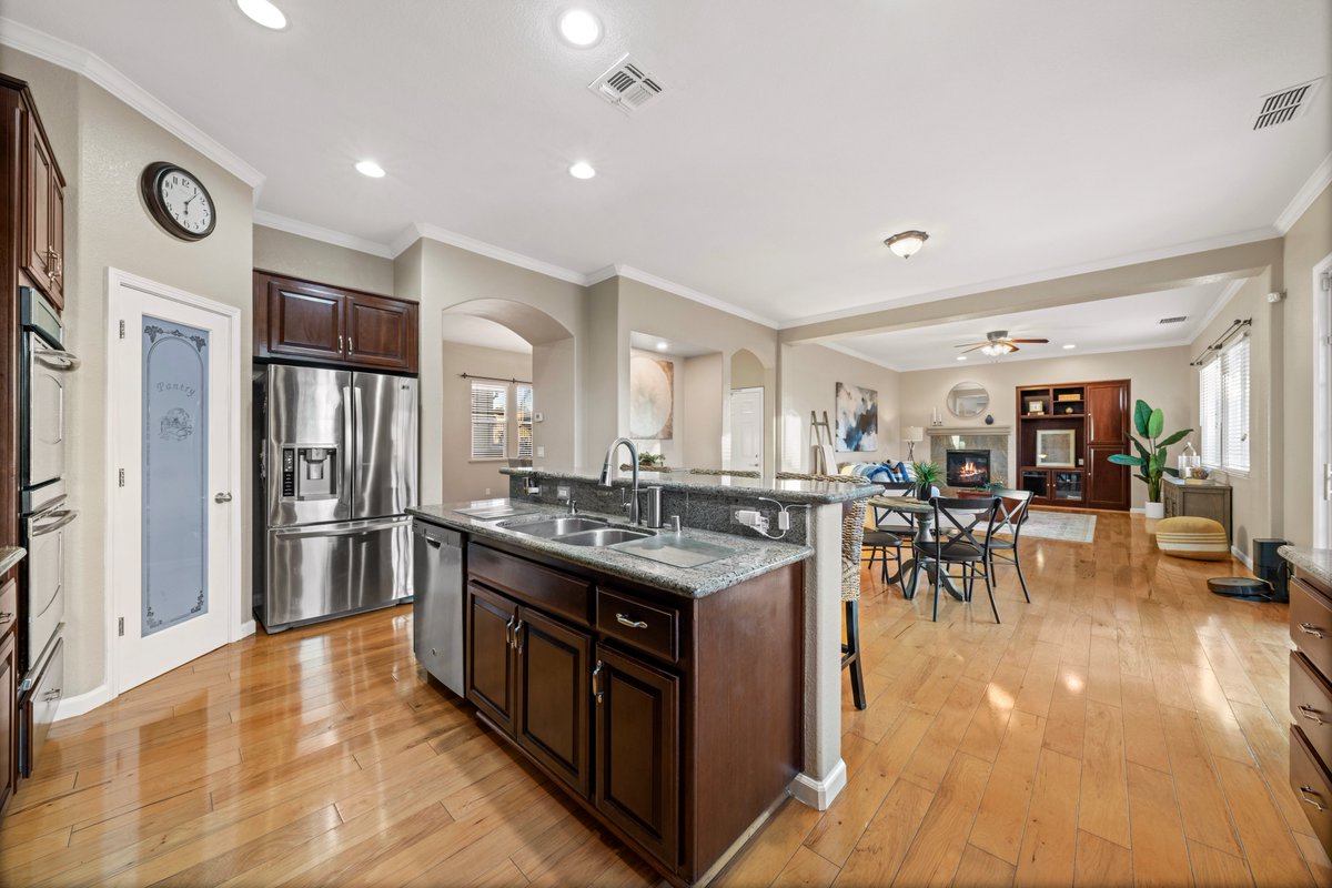 BePhotoediting's tweet photo. Hi Photographers, Agency, Real Estate Broker!!! We will make your home for sale or rental attractive to buyers and sellers We are doing professional real estate image editing service If you need please contact me #RealEstatePhotoEditing #RealEstate https://t.co/CC3jSCT7jN
