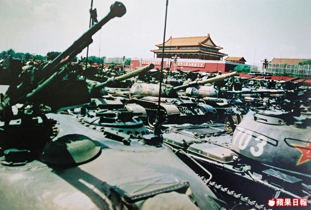 TruthBehindFake's tweet photo. #Truth about Jiang Zemin
in Nanking and Tiananmen Square! https://t.co/ouyy6AWr3m