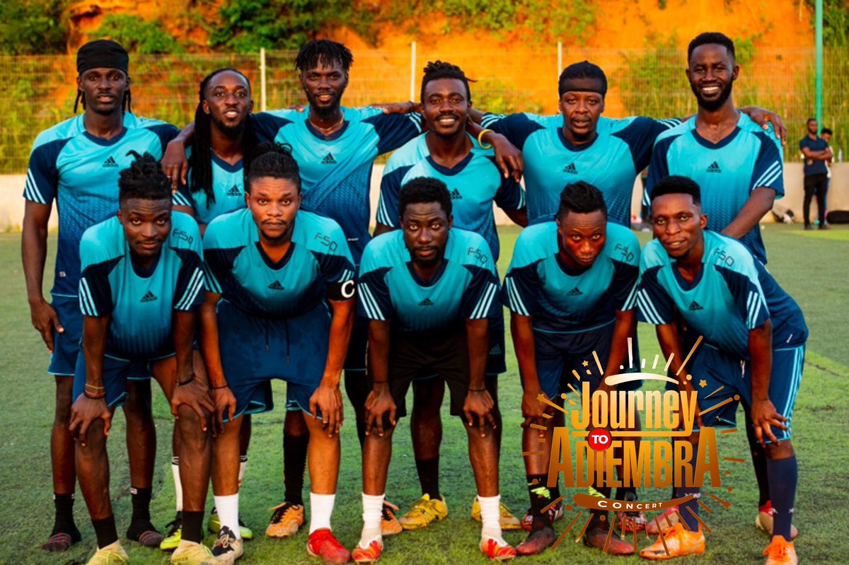 QwesiFlexMusic's tweet image. Grateful to y’all who showed up to support🙏🏽❤️
#J2AFootballCompetition was a success… the artists won the trophy 🏆⚽️
Now let’s get ready for the grand night🔥🔥 #9thDecember
#JourneyToAdiembraConcert2023