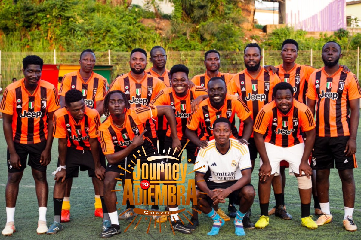 QwesiFlexMusic's tweet image. Grateful to y’all who showed up to support🙏🏽❤️
#J2AFootballCompetition was a success… the artists won the trophy 🏆⚽️
Now let’s get ready for the grand night🔥🔥 #9thDecember
#JourneyToAdiembraConcert2023