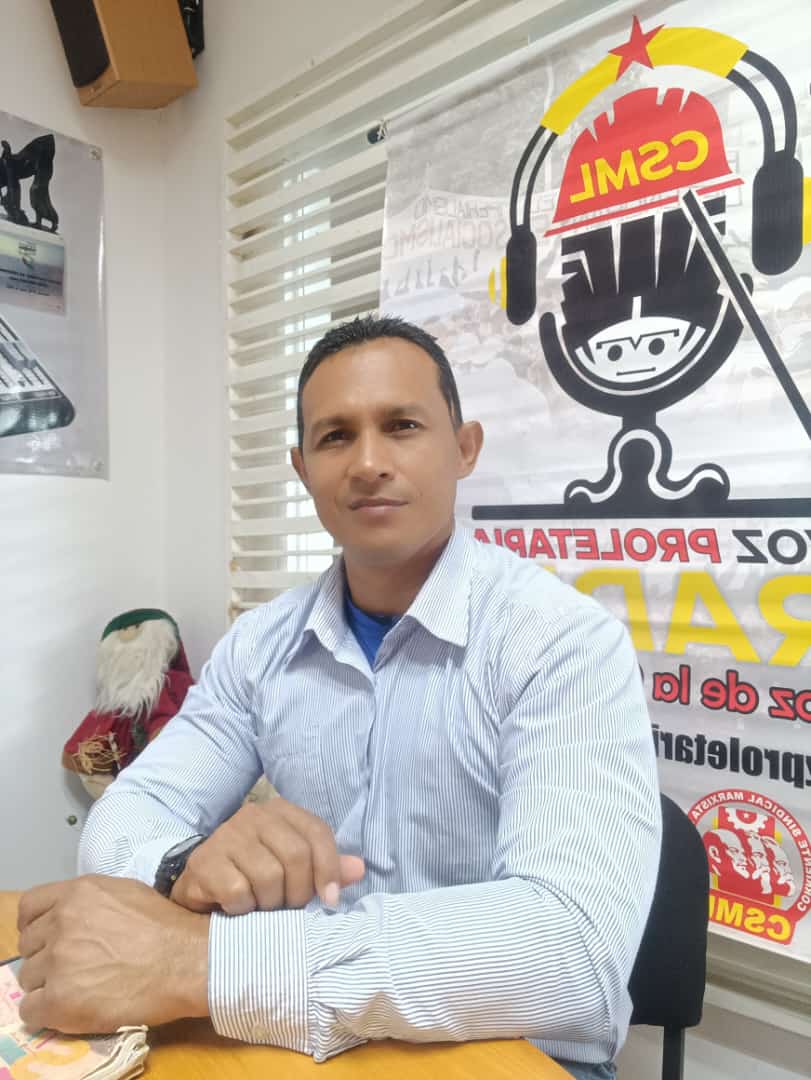 fbsttccplara's tweet photo. Vamos al Aire,Voz Proletaria  número 43 por Ondas del Cercado 94.5 FM 🎙️👷🏽‍♂️📟

#claseobreraenmovimiento https://t.co/N4SwZk9Rdw