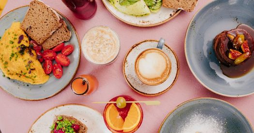 CafeOperaBergen's tweet photo. There you get the most delicious menu with lots of different goodies. And you - it's a good idea to be out early because it gets full quickly https://t.co/P9gO2Q6N6Y