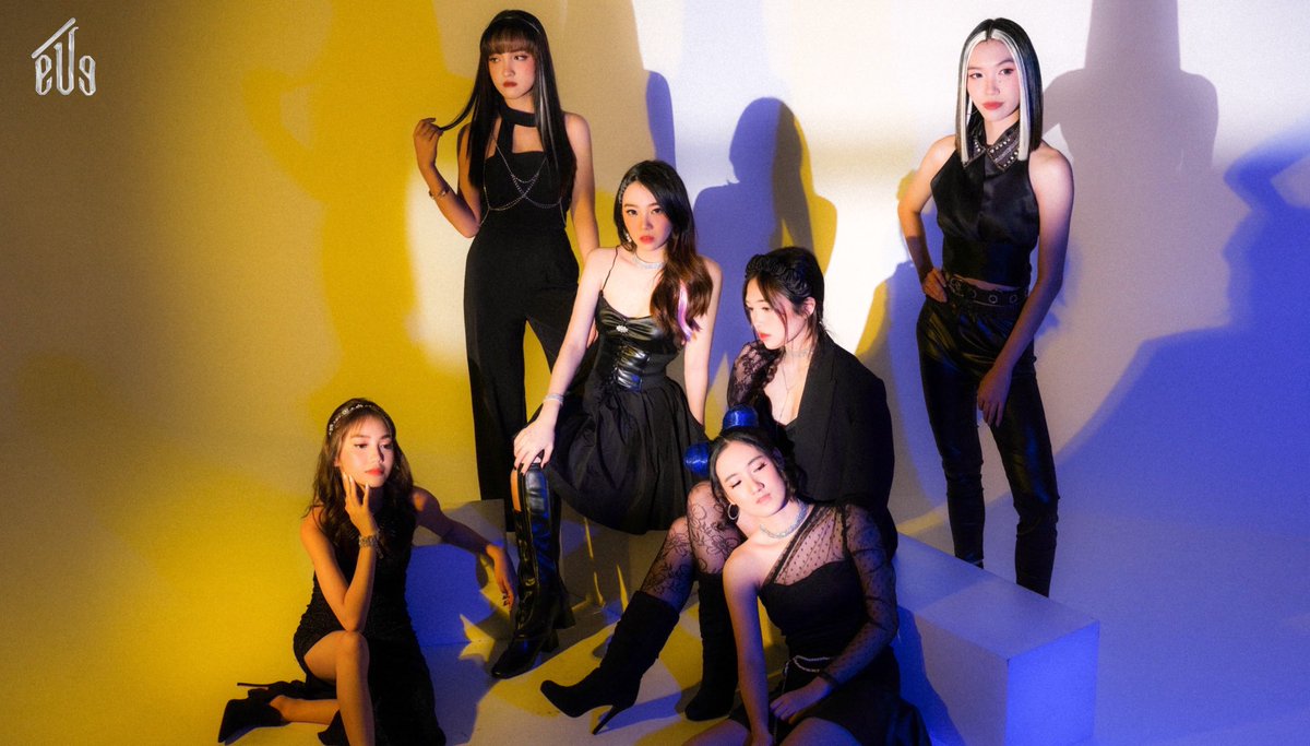 daizee_official's tweet image. how did we go from that to this.. 🫨