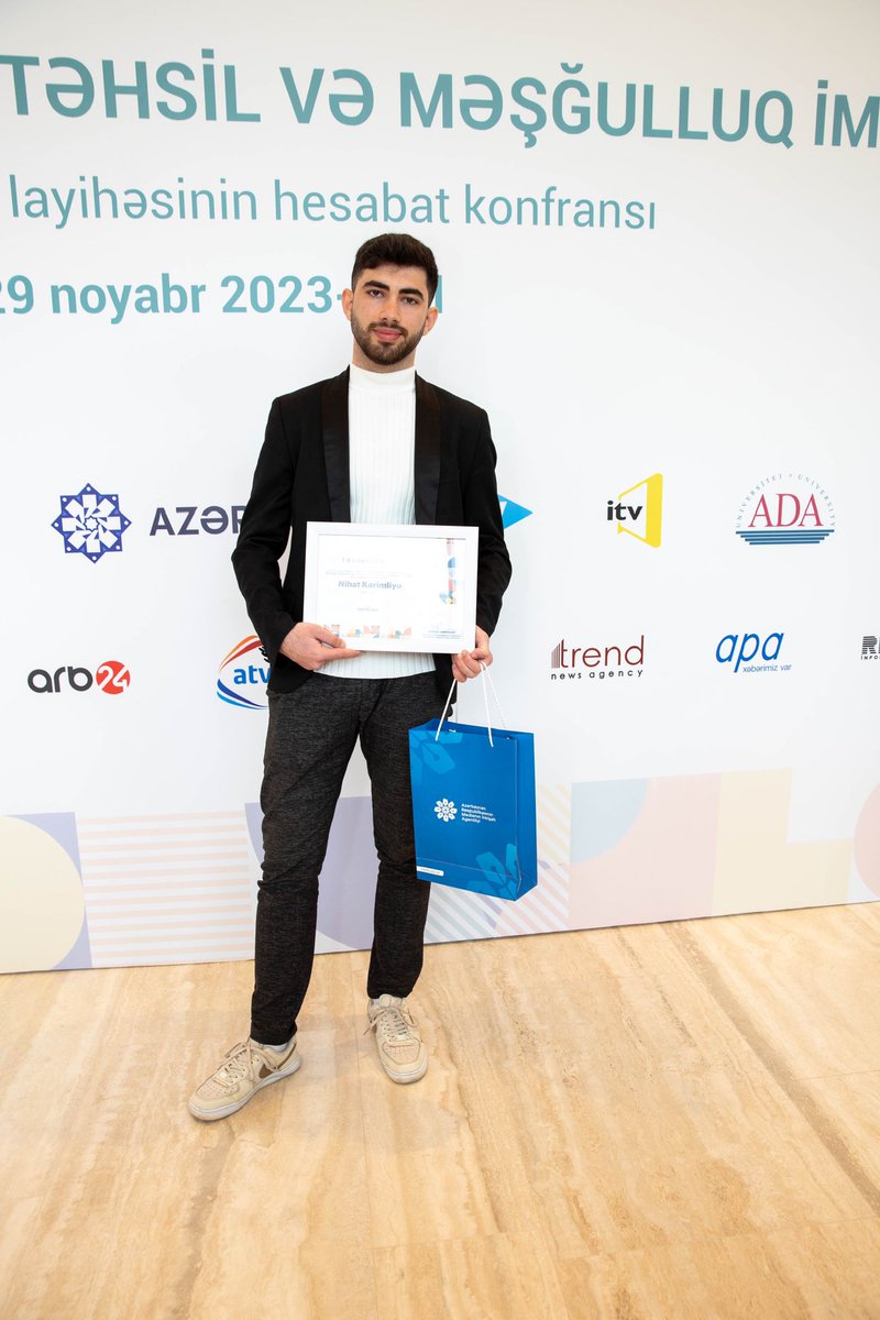 asapesofficial's tweet image. “MEDİAlab” layihəsinin hesabat konfransı keçirilib

#ASAPES #İdmanAkademiyası #MEDİAlab