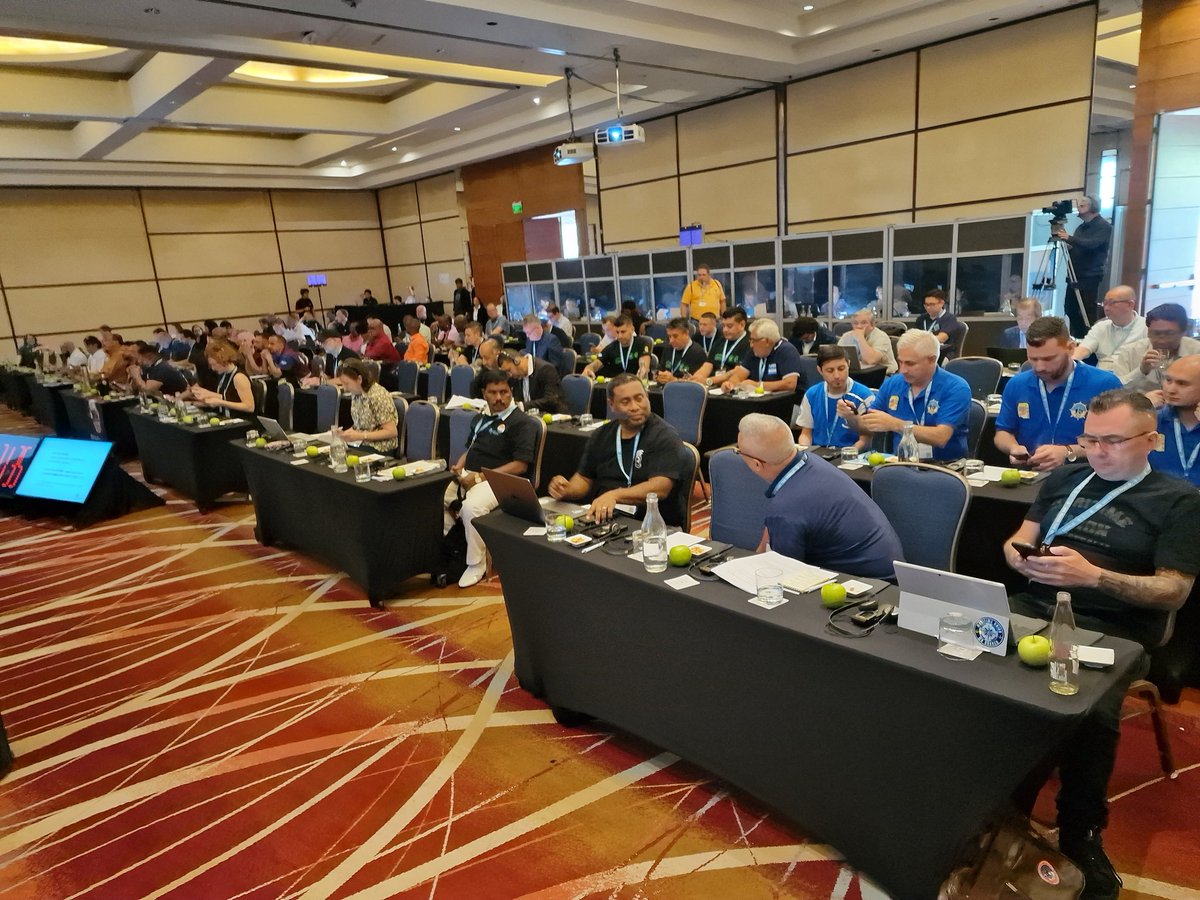 As today's ITF dockers' section conference opens in Santiago, follow this thread to see what we are fighting for. #ITFdockers #WeMoveTheWorld