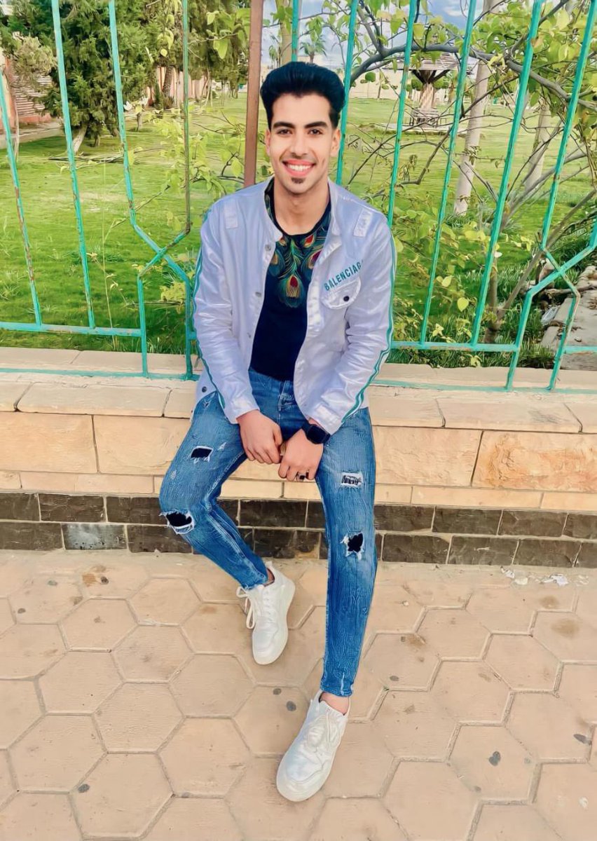 OSHOSH122's tweet photo. سلامًا على من مرّ على مُرِّنا فحلّاهُ..❤️‍🩹 https://t.co/ty9o7i3aK3