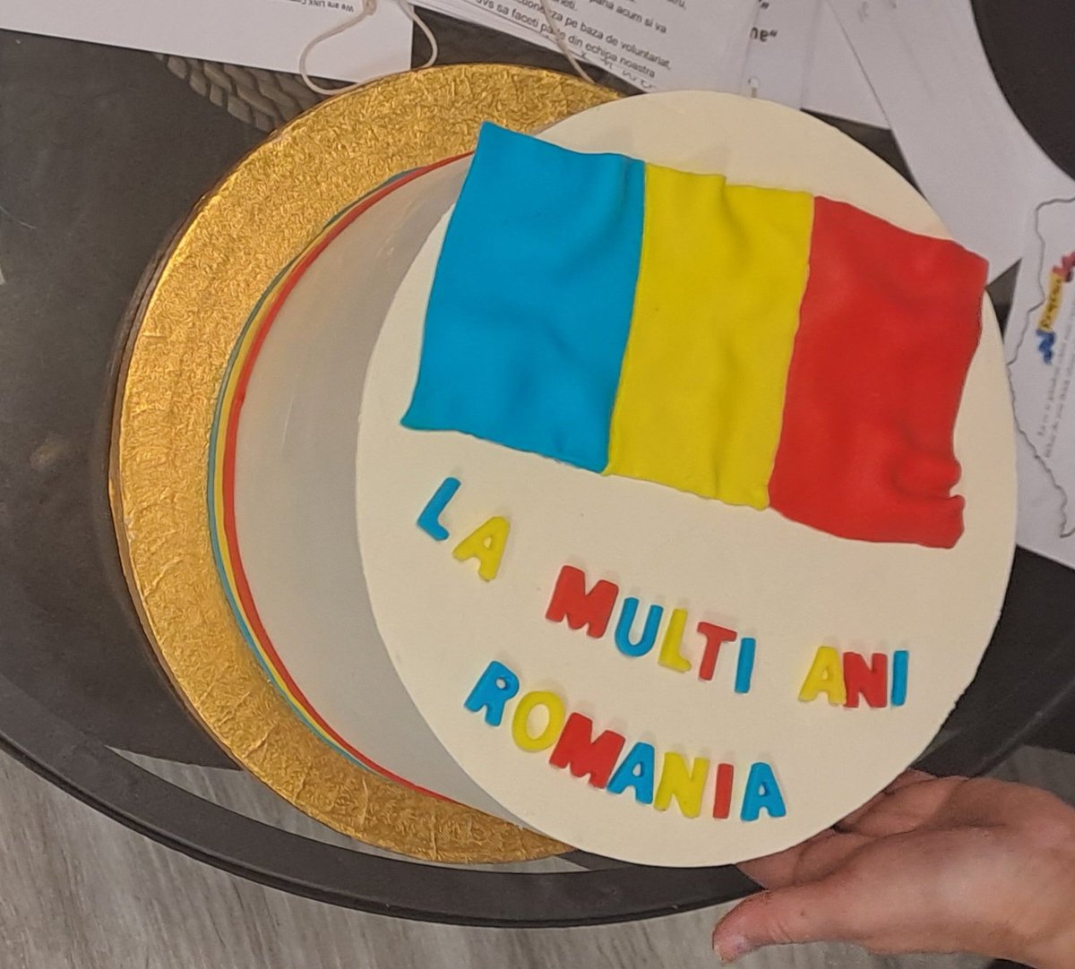 Thank you to Delia & all at the @LINKCENTRE_EEU for the invite to celebrate National Romania Day. The centre has done amazing work and the passion by the community is clear #community #cohesion
