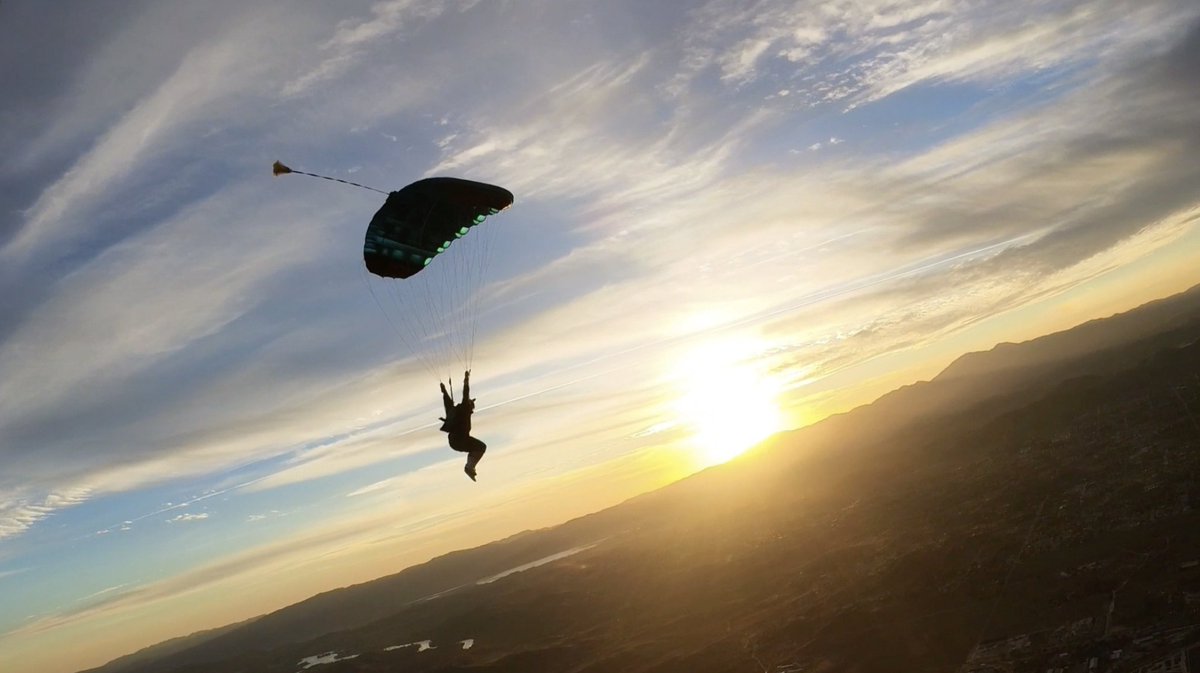 Four members of the Sqn have recently returned from regimental adventure training in California. Lt A and Cpl S undertook the accelerated freefall course which took them from zero freefall time to obtaining their skydiving 'A' Licence in 18 jumps. Well done Lt A and Cpl S.