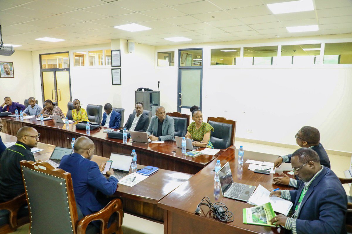 RwandaFDA's tweet photo. A delegation led by the Deputy DG @martineumuhozai,is on a 5-day study visit to @tmda_tanzania as part of efforts to exchange knowledge and experiences to enhance and improve business support processes at @RwandaFDA on the journey to become a WHO ML3 National Regulatory Authority https://t.co/CbEuiNKp6a
