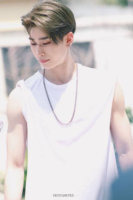 0330ppm's tweet photo. Throw back to 2018🥲🔥 #한승우 https://t.co/N2h1MzRKTX