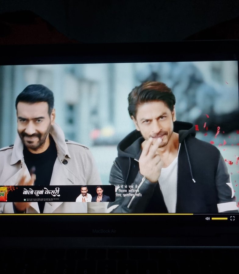 akkian_lifetime's tweet photo. #SRK and #AjayDevgan are only brand ambassadors of Vimal ad....
@iamsrk fans bolo juban kesari... kab chhodega Vimal ad tera hakla ?
#VimalAd #Dunki #AkshayKumar https://t.co/4e2MaEBlHj