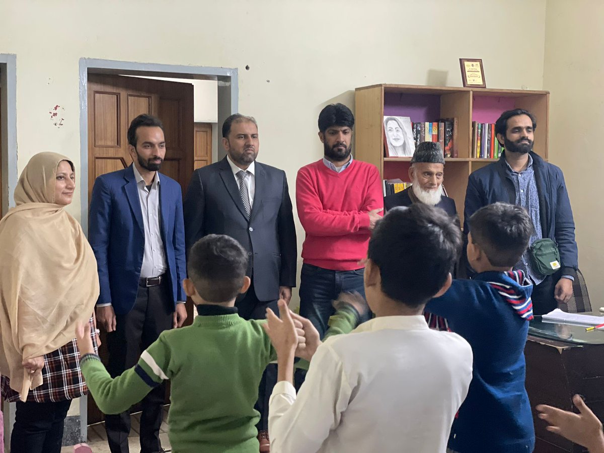 DWAF786's tweet photo. 🌟 Exciting News! 🌟 Join us this Saturday, December 2, 2023, as we welcome Mr. Waqas Ali as the Chief Guest at Deaf Welfare Awareness Foundation. 🎉 Let's unite for a day of inspiration and empowerment! 🤝👂 #DWAF #Empowerment #InspiringChange https://t.co/Sxa6p3svPJ