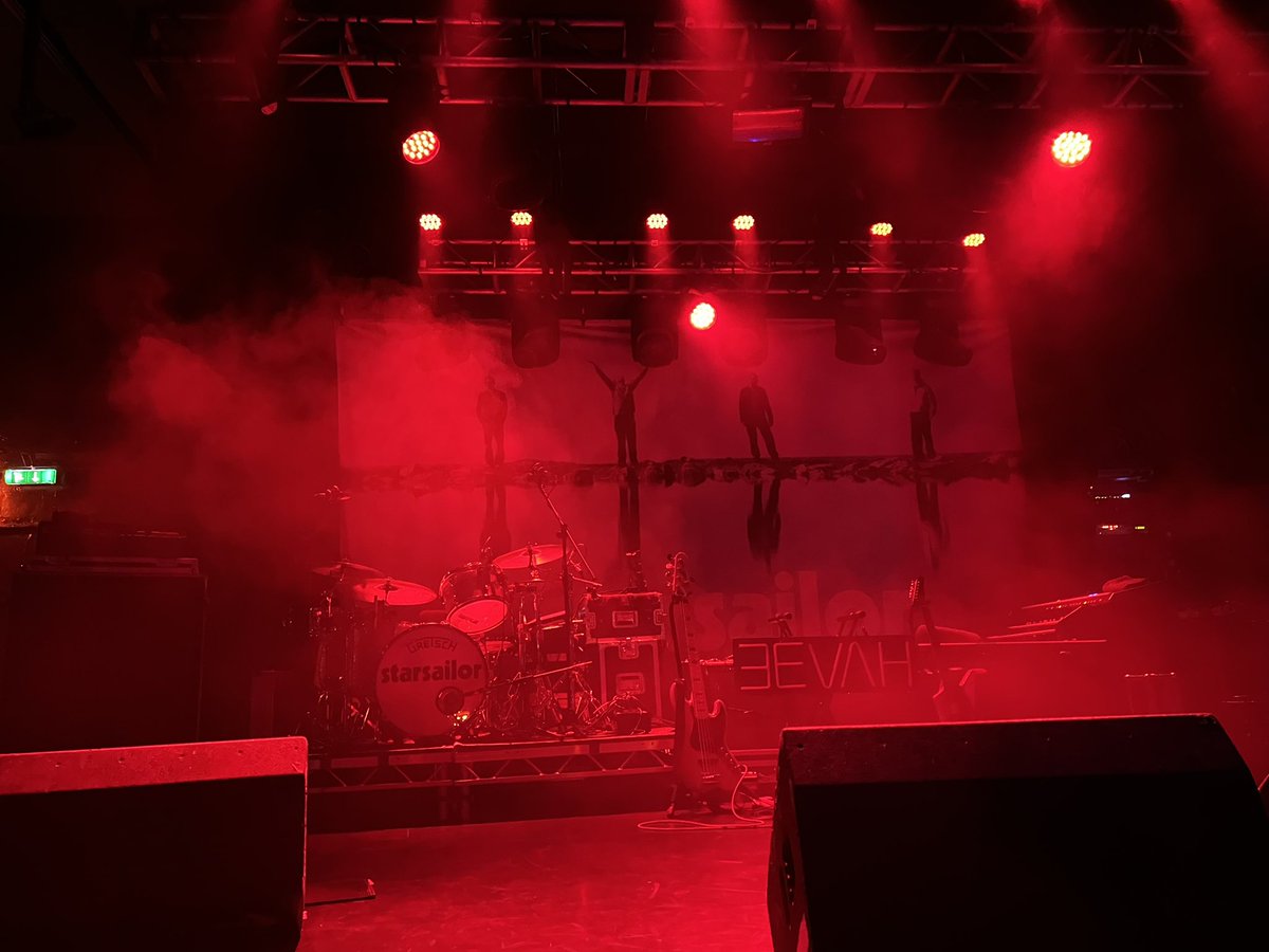 cathy ingram 💙 tweet media