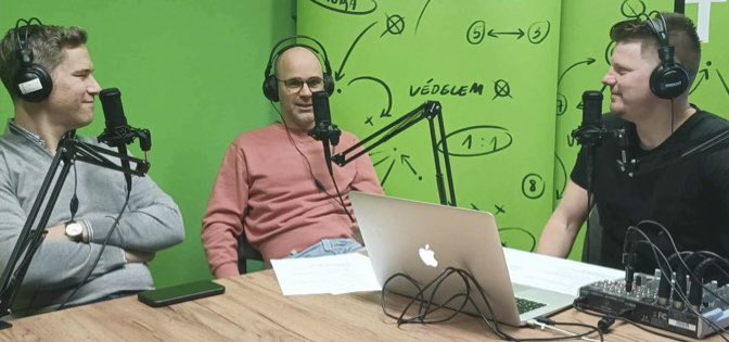 A 444. adásunk különlegesre sikerült! <a href="/bedemarton/">Bede Márton</a>, a 444 újságírója, a magyarországi focibloggerek ősatyja volt a vendégünk: a Barcelona és Lionel Messi mellett elkalandoztunk Angliába, Németországba és még Görögországba is!

⬇️ LINKEK A KOMMENTEKBEN ⬇️