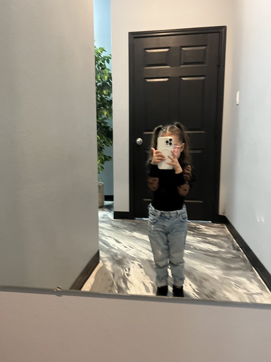 yasminnnnnl2's tweet image. my girls 🫶🏼🫶🏼🫶🏼