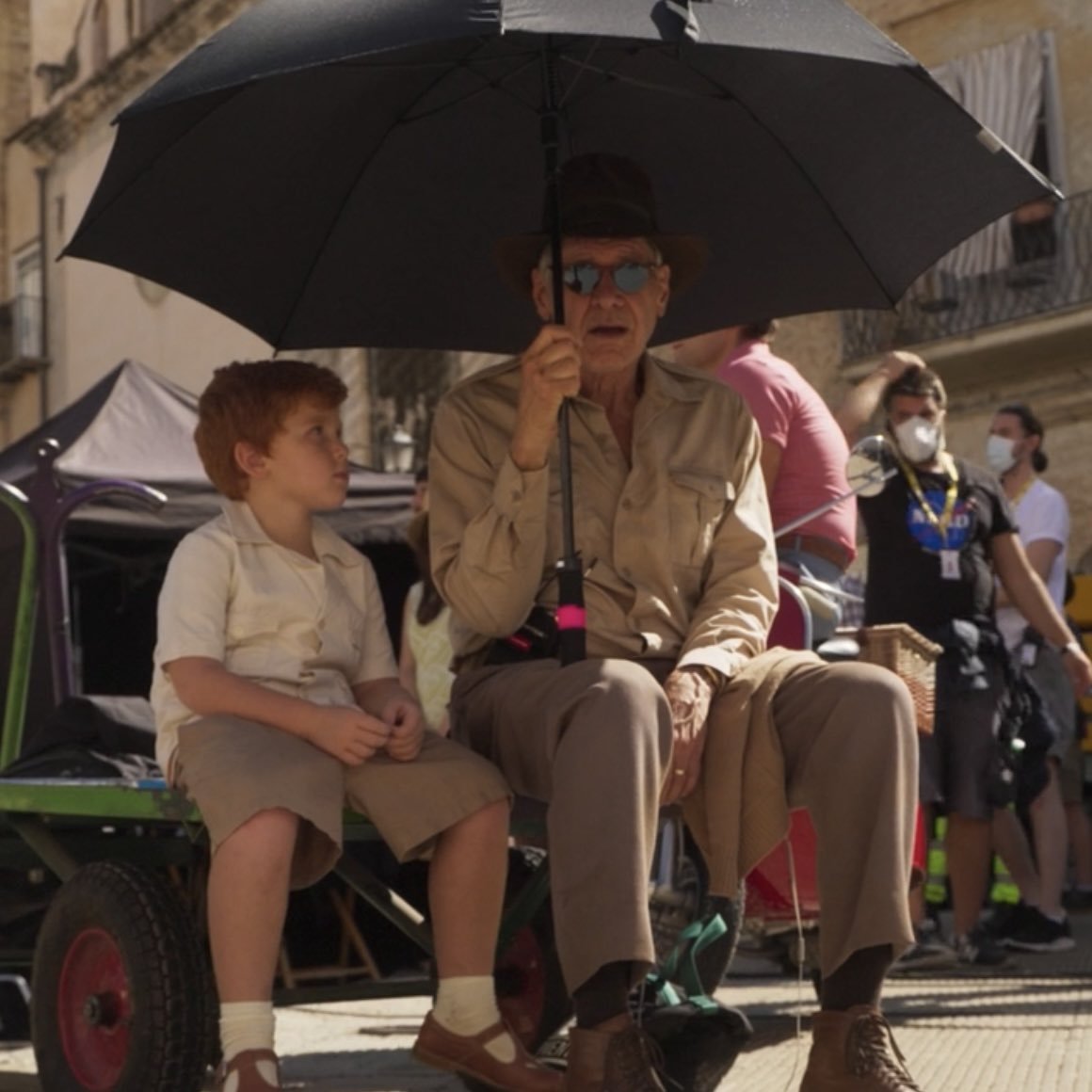 grqntt's tweet photo. this is so cute <3
#TimelessHeroes #IndianaJones #HarrisonFord https://t.co/AC8LFGtQ7v