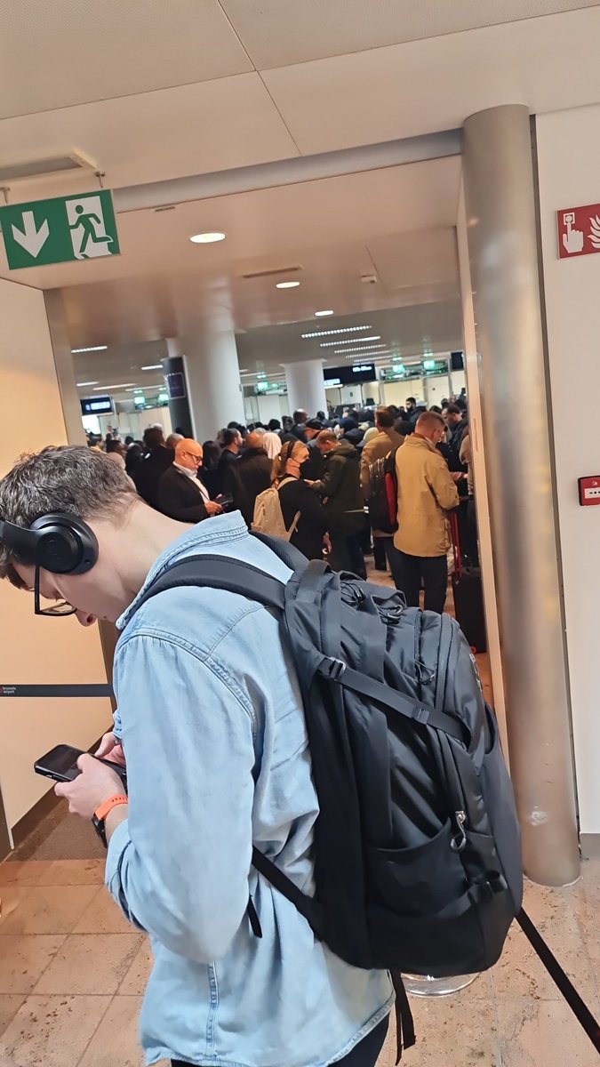 Dr. Dan Warren tweet media