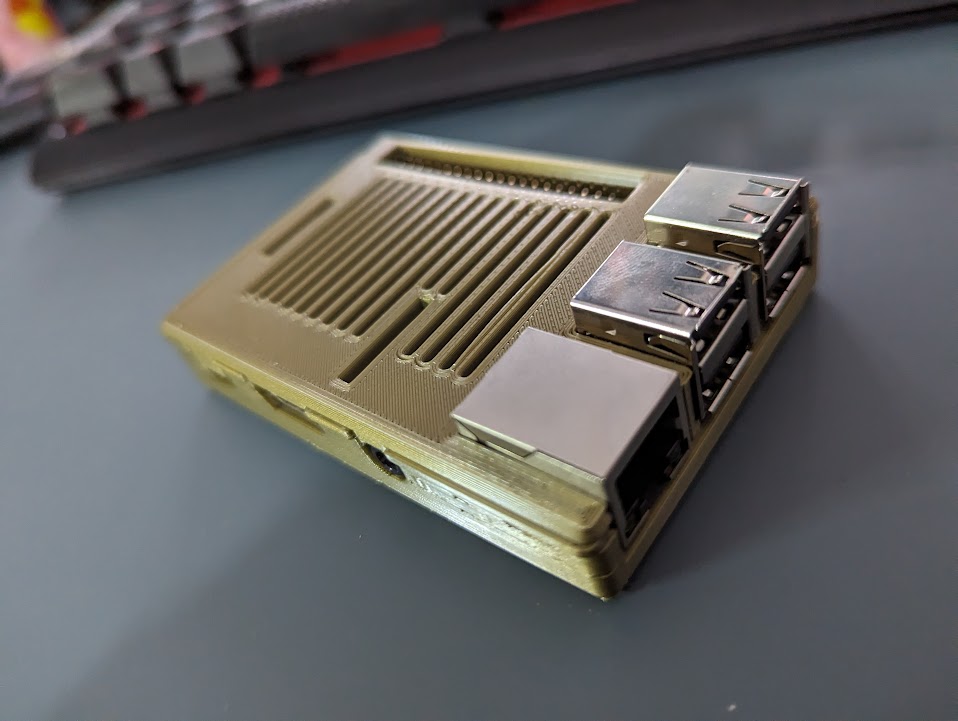 Someunknownname's tweet image. Quick Pi3 Case for my PiHole, i managed to knock the printer causing a layer shift but it still works fine.
#raspberrypi
#pi3
#3dprinting
#printtheworld3d🌎
#ender3v2
#pihole