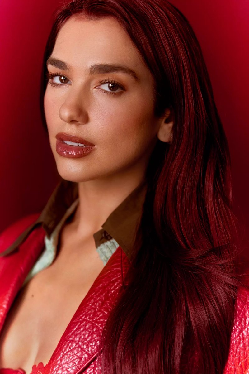 PopBase's tweet photo. Dua Lipa says longevity is more important than instant-hits in new interview:

“My songs tend to have very slow but stable growth over time. (...) They grow slowly, but they stick around. And that’s all I want: I think the longevity is more important than the instant-hit thing.” https://t.co/cMtpA1l3nr