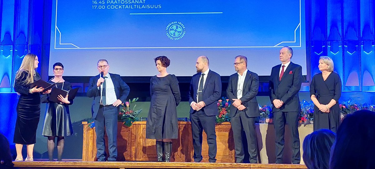 SuPerin edunvalvontajohtaja <a href="/AVaarno/">Anne Sainila-Vaarno</a> peräänkuuluttaa  pääsopijaosapuolten välistä yhteistyötä vastaamaan julkisen sektorin ennennäkemättömiin haasteisiin nyt ja tulevaisuudessa. #hoitoala #hoitajapula #sote