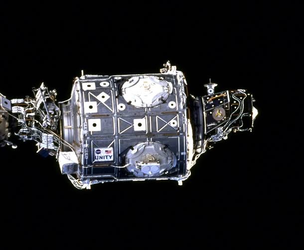 sayan_dey's tweet photo. 4 December 1998 (25 years ago): The Unity Module, the second module of the International Space Station, was launched.

CC: @ISS_Research, @Space_Station

[3]

#ThisDayInHistory #History #OnThisDay #OTD #UnityModule #InternationalSpaceStation #ISS https://t.co/LaIvkLTBLD