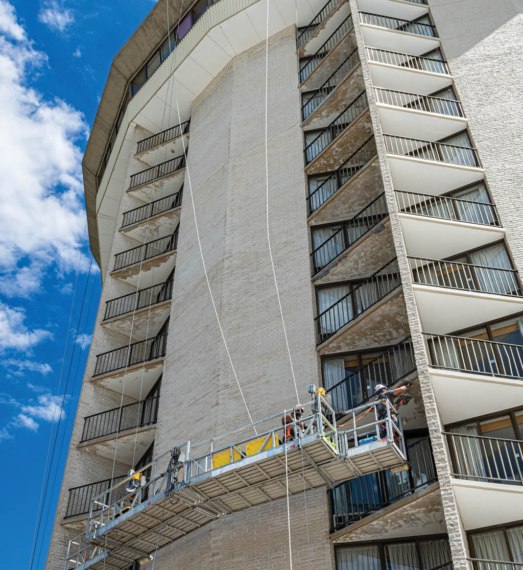 MAPEIUSA's tweet photo. π¨β¨ Hollywood-worthy history meets concrete excellence! "High-Flying Coatings" unveils the restoration journey of a hotel-casino, starring MAPEI's Mapecoat Deck T. ππ₯ https://t.co/WnSpKvgJ5y
#RealtaMAPEI #Realta37 https://t.co/5Ax8FjH1M3