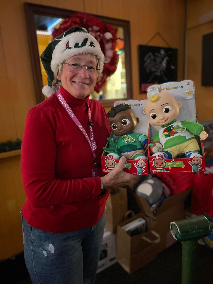 Volunteered last night for Community Karma Asbury Park at Georgie’s Bar collecting toys for this year’s toy drive.  Check out Community Karma on FB and Instagram to donate! #SeasonOfGiving #toydrive