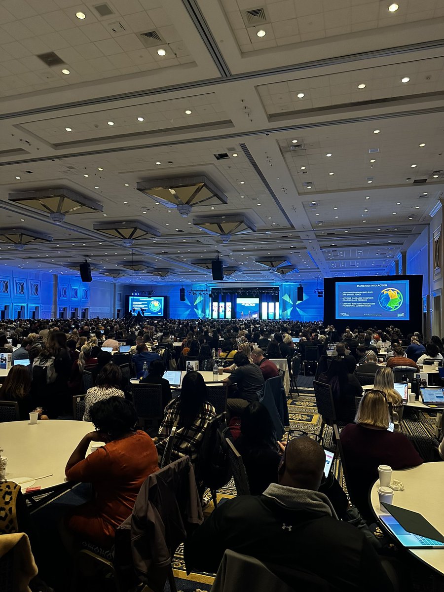 It’s a full house…opening remarks as we wait for <a href="/chrisemdin/">Christopher Emdin</a> keynote #LearnFwd23