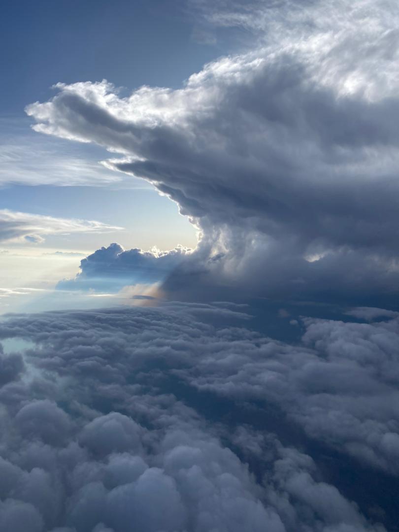 I can never get over these views ✈️ touch done, mother land! 📍