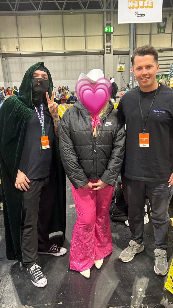 so happy that i got to meet <a href="/ExcelHDIn240p/">ExcelHDIn240p</a> and <a href="/Doctor_Bloo/">Dr Bloo</a> :))