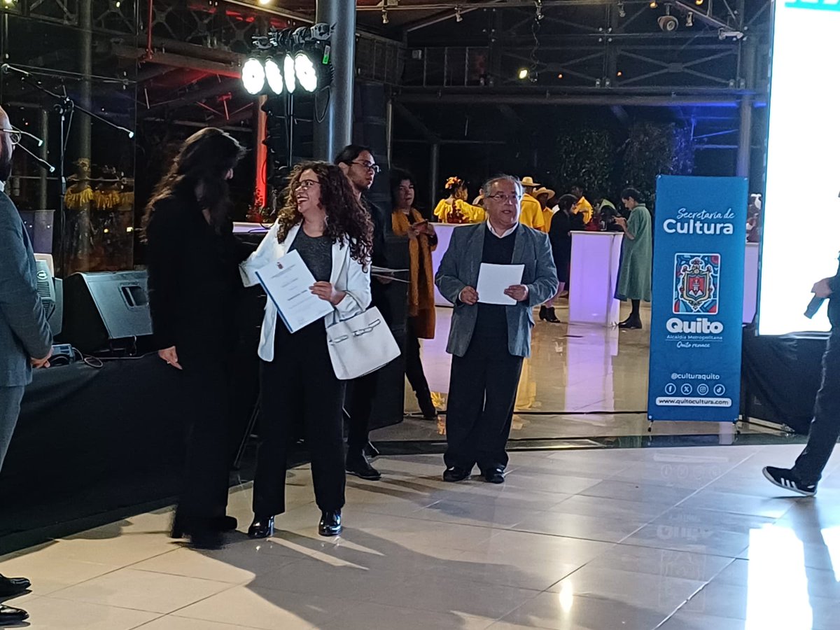 ucefacso's tweet photo. #DocentesFacso

🏆La #Facso celebra el logro alcanzado por Susan Rocha, docente de la Facultad y Directora del @MuseoUCE, por alcanzar la Mención al Premio Manuela Sáenz, Categoría Género, en los Premios Culturales, Artísticos y Científicos 2023 del @MunicipioQuito.

@lacentralec https://t.co/1HYYJoOAde