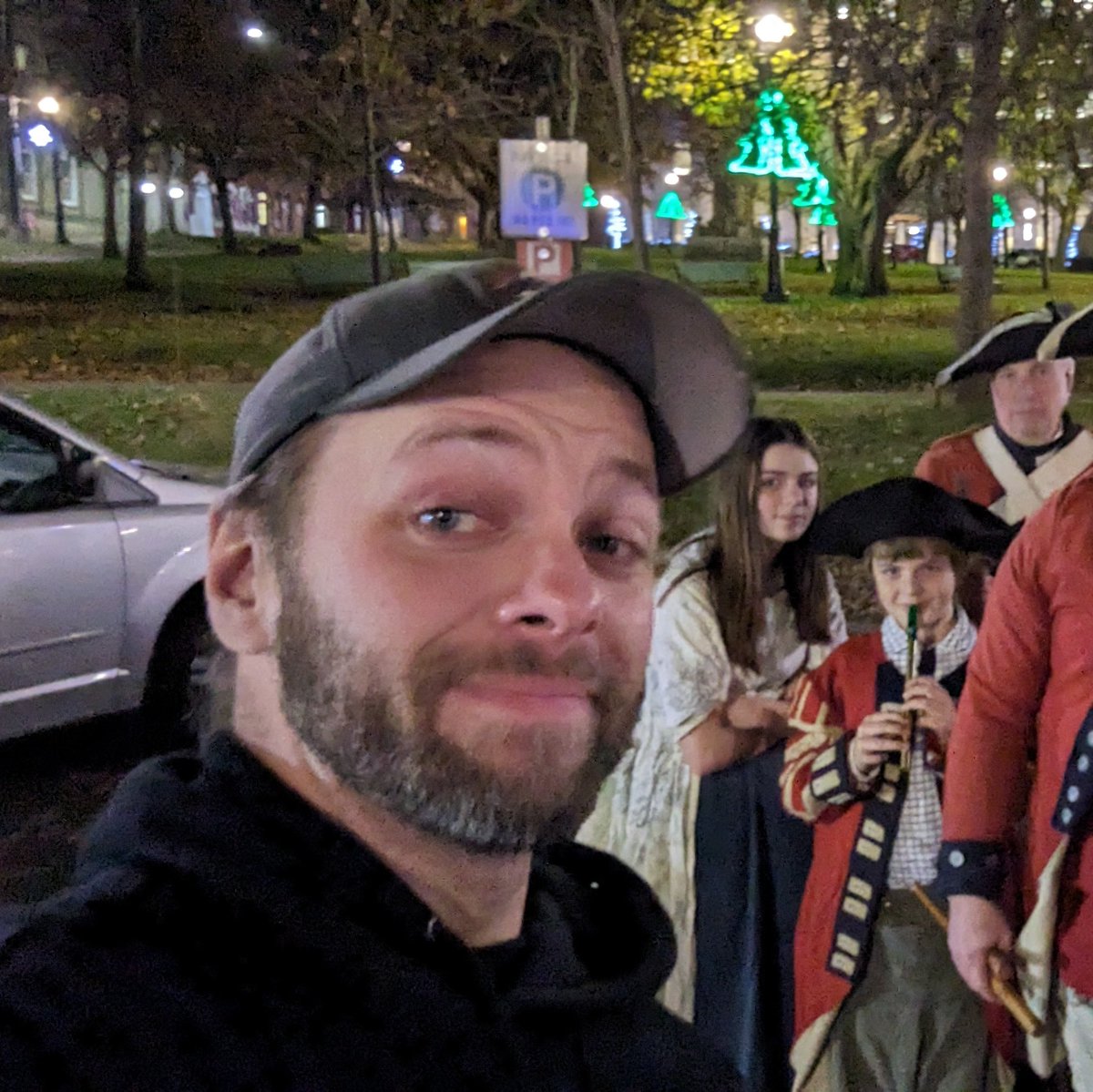 JamesTolf's tweet photo. #NewProfilePic The British are coming https://t.co/5Vw9OOPsLJ