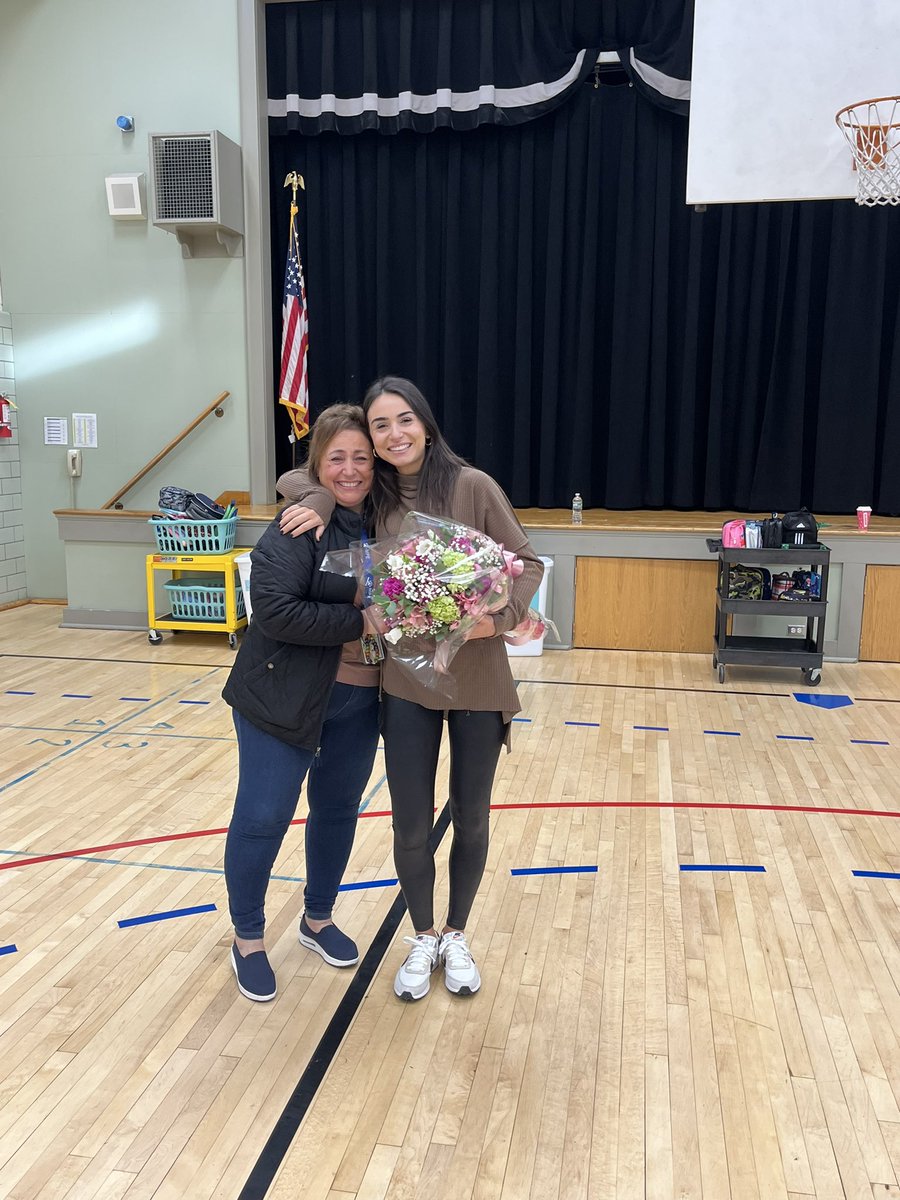 Collins Elem School tweet media